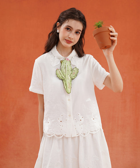 Embroidered Collar Short Sleeve Blouse